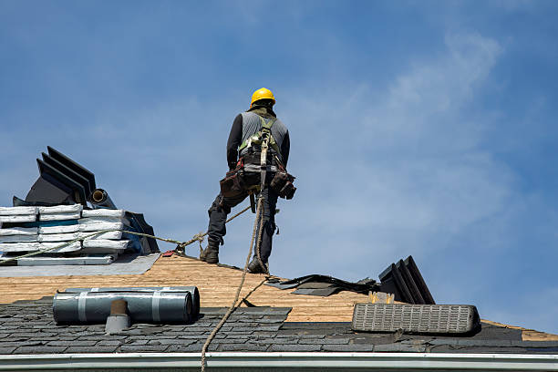 Professional Gutter Installation technician working in Scottsboro, AL